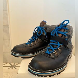 Men’s Merrell Waitsfield hiking boots. Black, gray, brown, with blue accents.